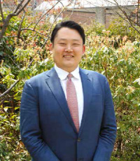 鉄羅 敦士